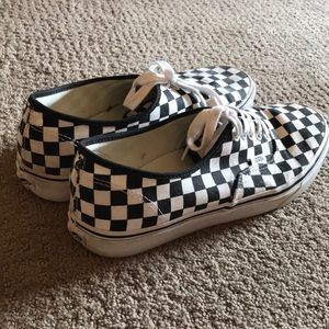 Vans Authentic Lows. Men’s size 10.